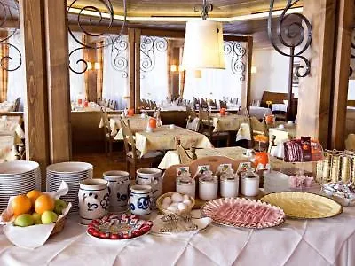 Отель Gornergrat Dorf 3*