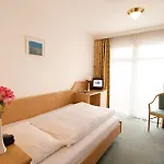 Отель Gornergrat Dorf 3*