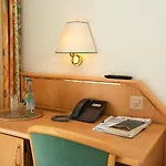 Отель Gornergrat Dorf 3*